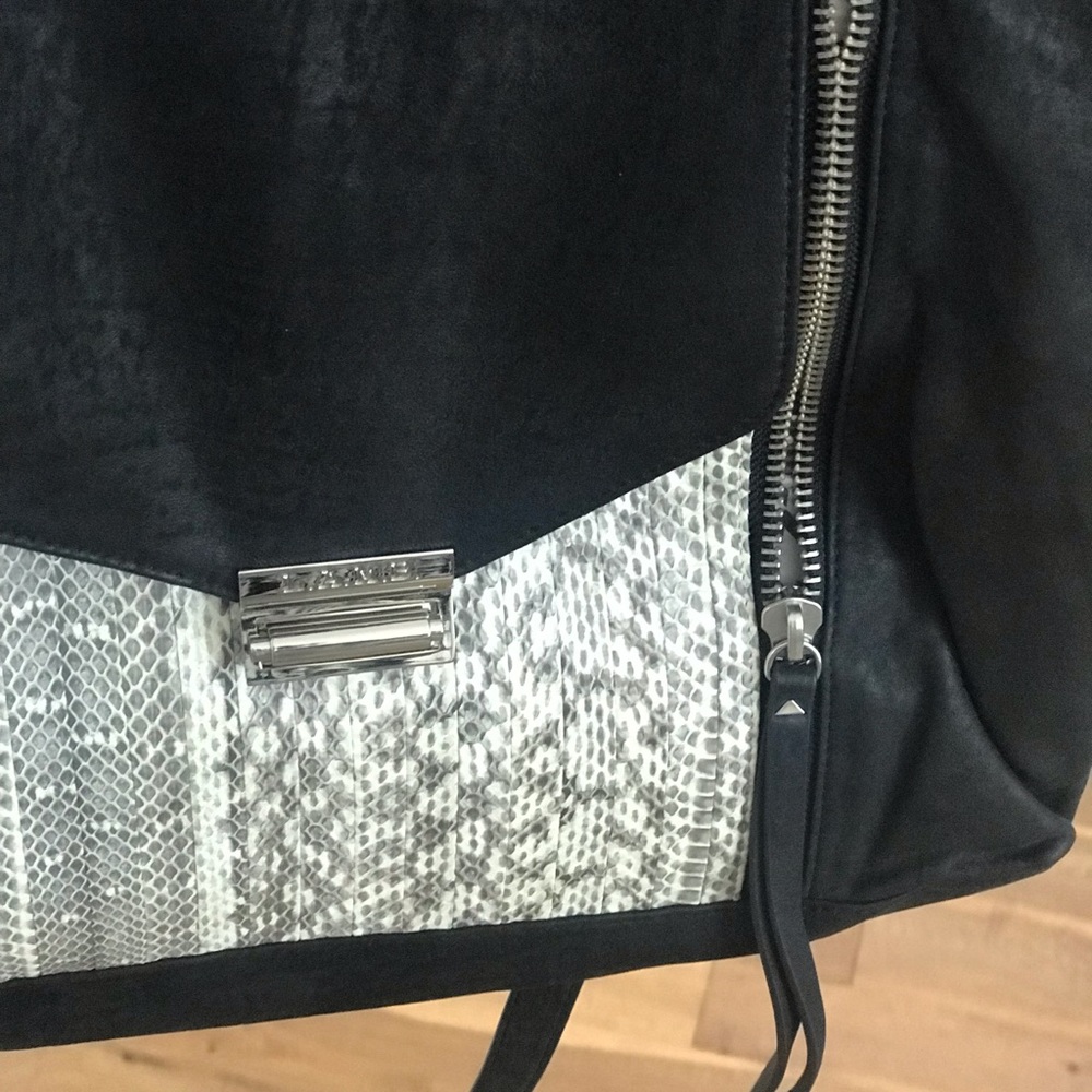Handbag/ satchel